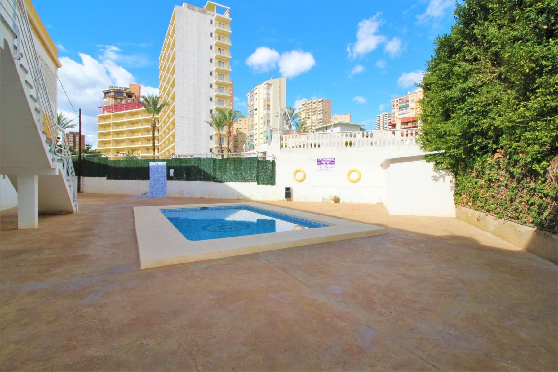 Exterior view of Apartment for sale in Benidorm  with Air Conditioner, Heating and Terrace