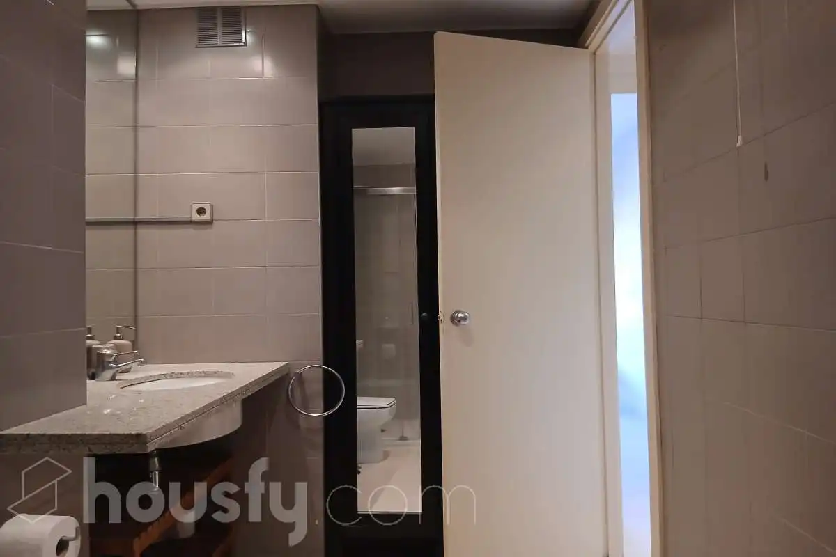Bathroom of Flat for rent in El Coll