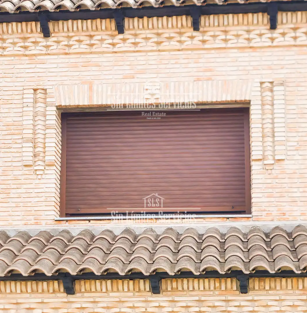 Vista exterior de Casa o xalet en venda en Griñón amb Calefacció, Jardí privat i Terrassa