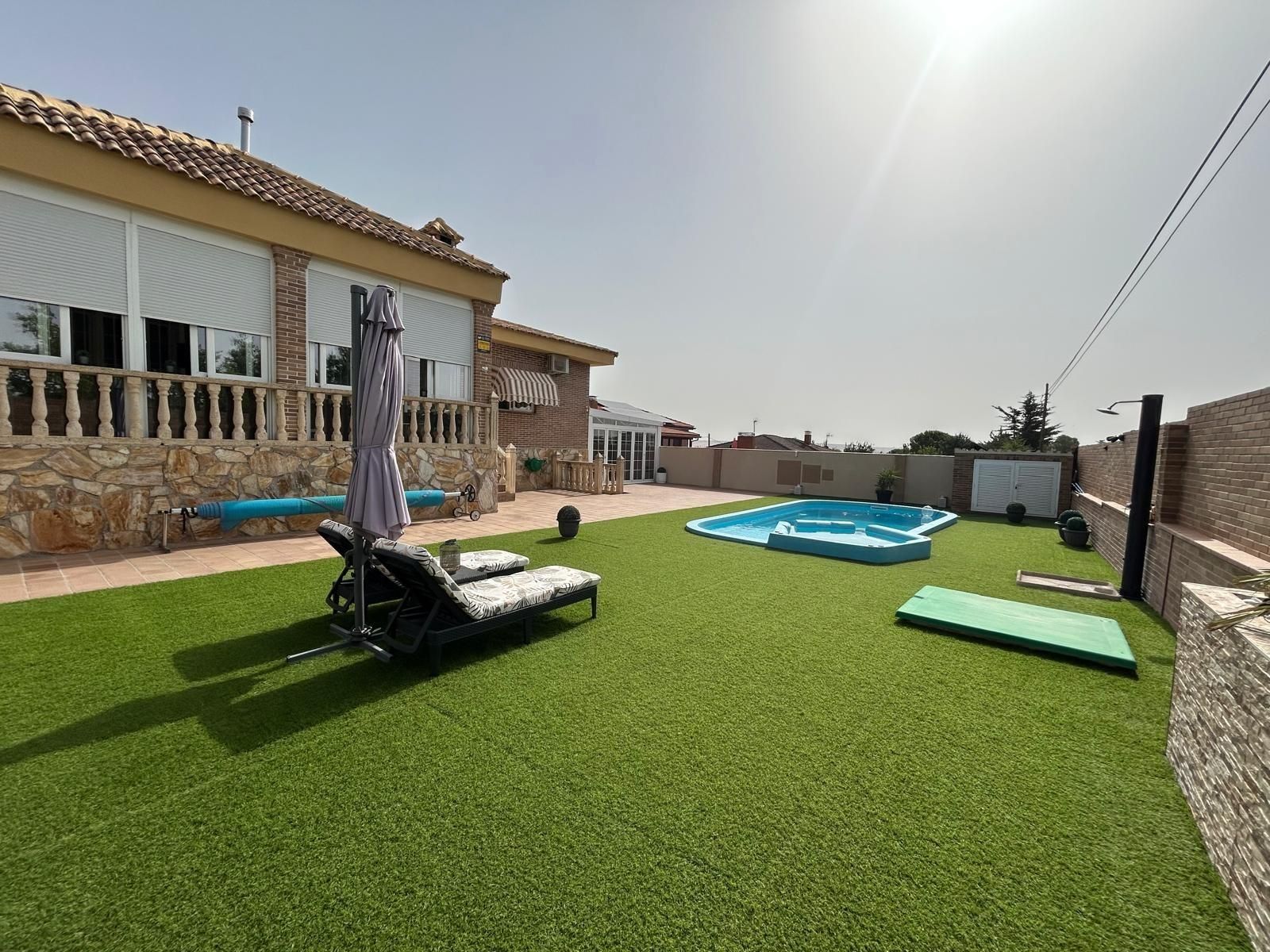 Piscina de Casa o chalet en venta en Torrejón del Rey con Jardín privado, Terraza y Piscina