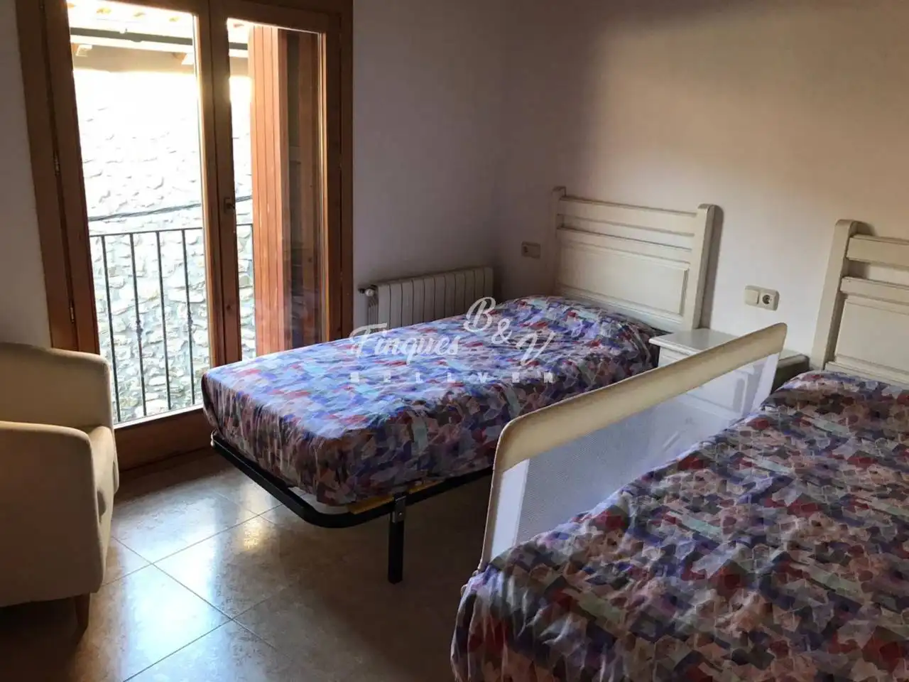 Dormitori de Casa o xalet de lloguer en Montellà i Martinet amb Calefacció, Terrassa i Moblat