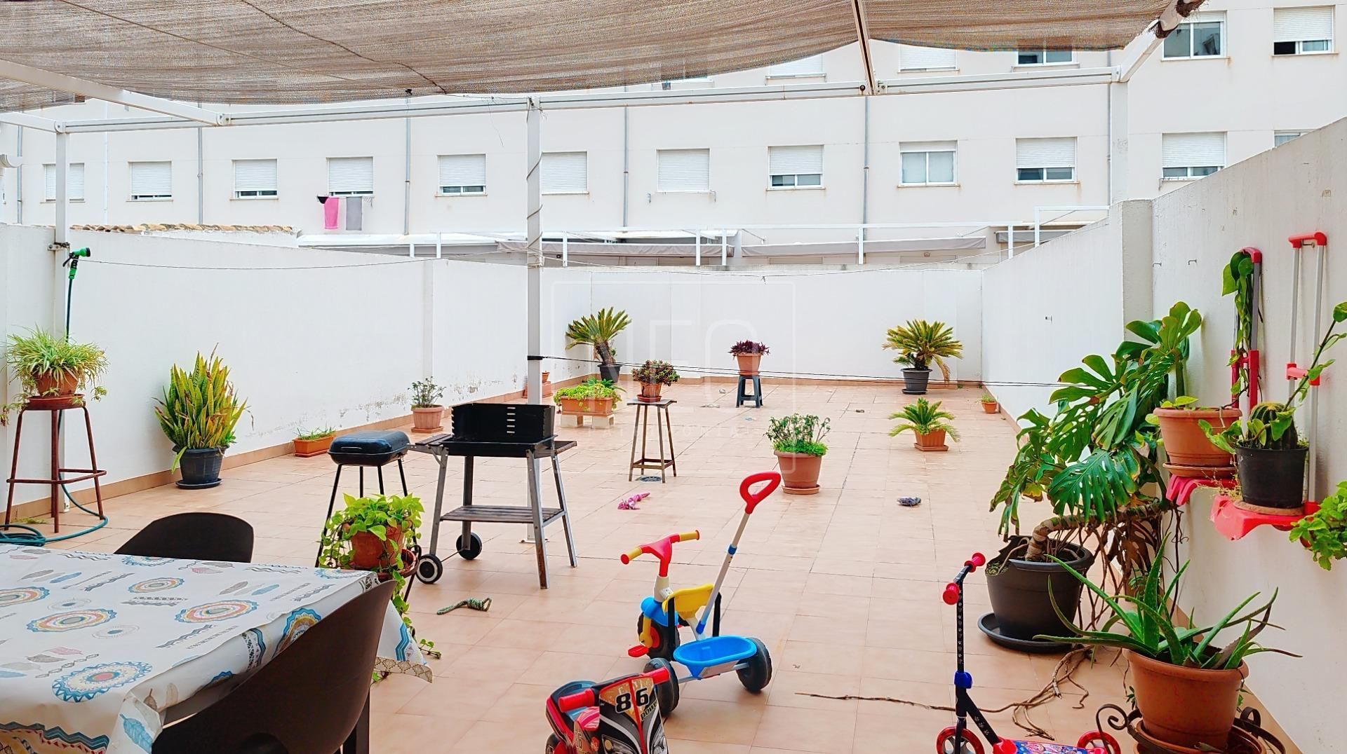 Terrassa de Pis en venda en Gandia amb Balcó