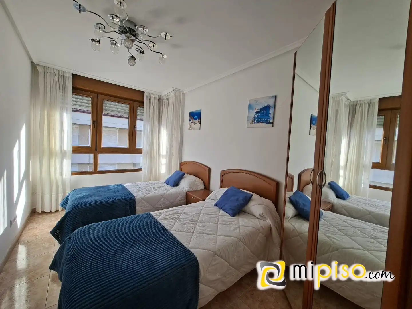 Habitación de Piso en venta en Bareyo con Calefacción, Terraza y Piscina