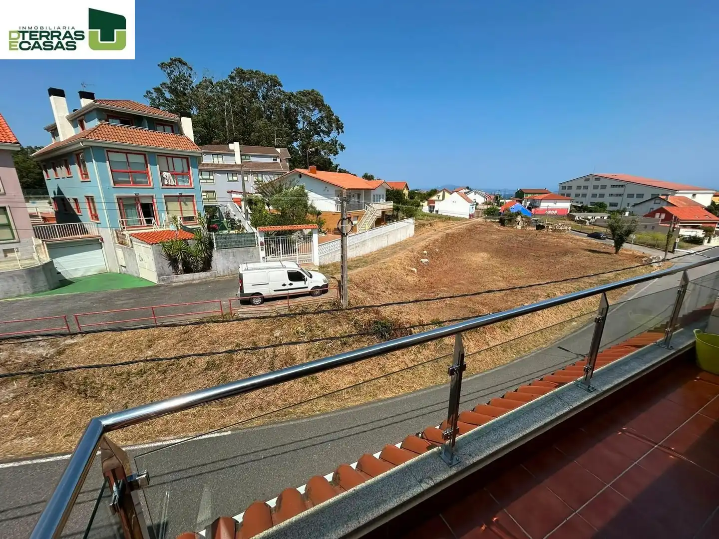 Vista exterior de Àtic en venda en Ribeira amb Calefacció, Terrassa i Traster
