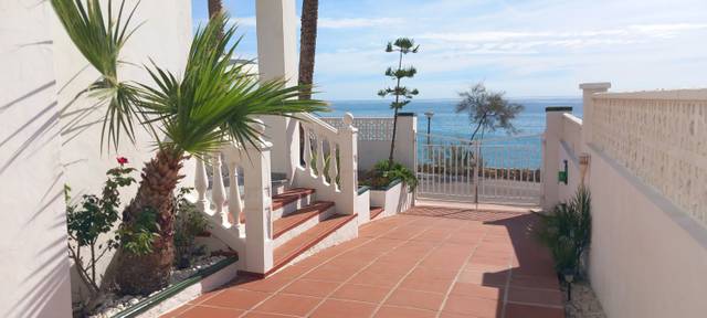 Casa-chalet en Venta en Muntanyeta de Sant Jose en Playa de la Concha
