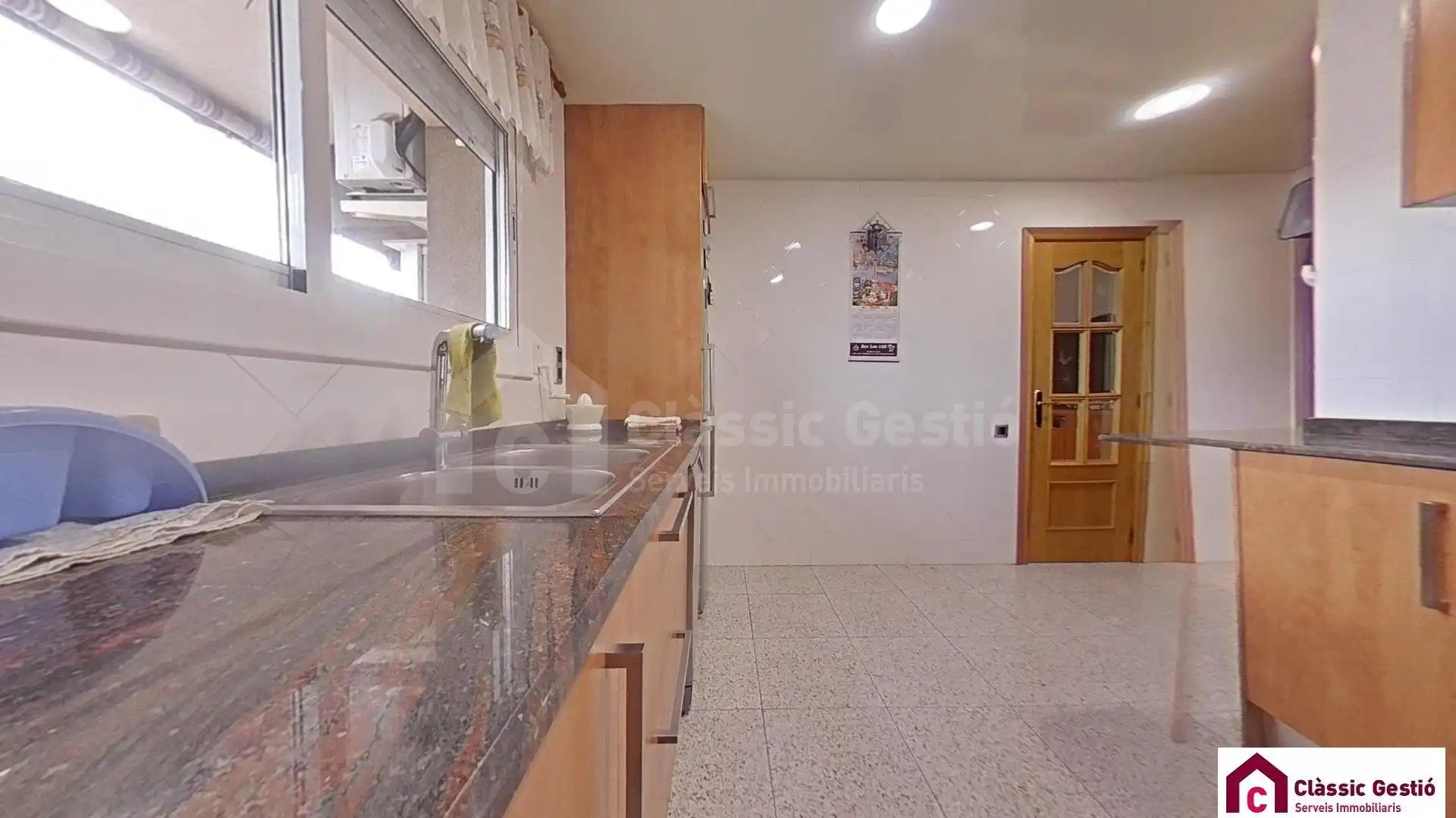Cocina de Piso en venta en Terrassa con Aire acondicionado y Calefacción