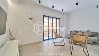 Living room of Flat for sale in Alicante / Alacant  with Air Conditioner, Furnished and Oven