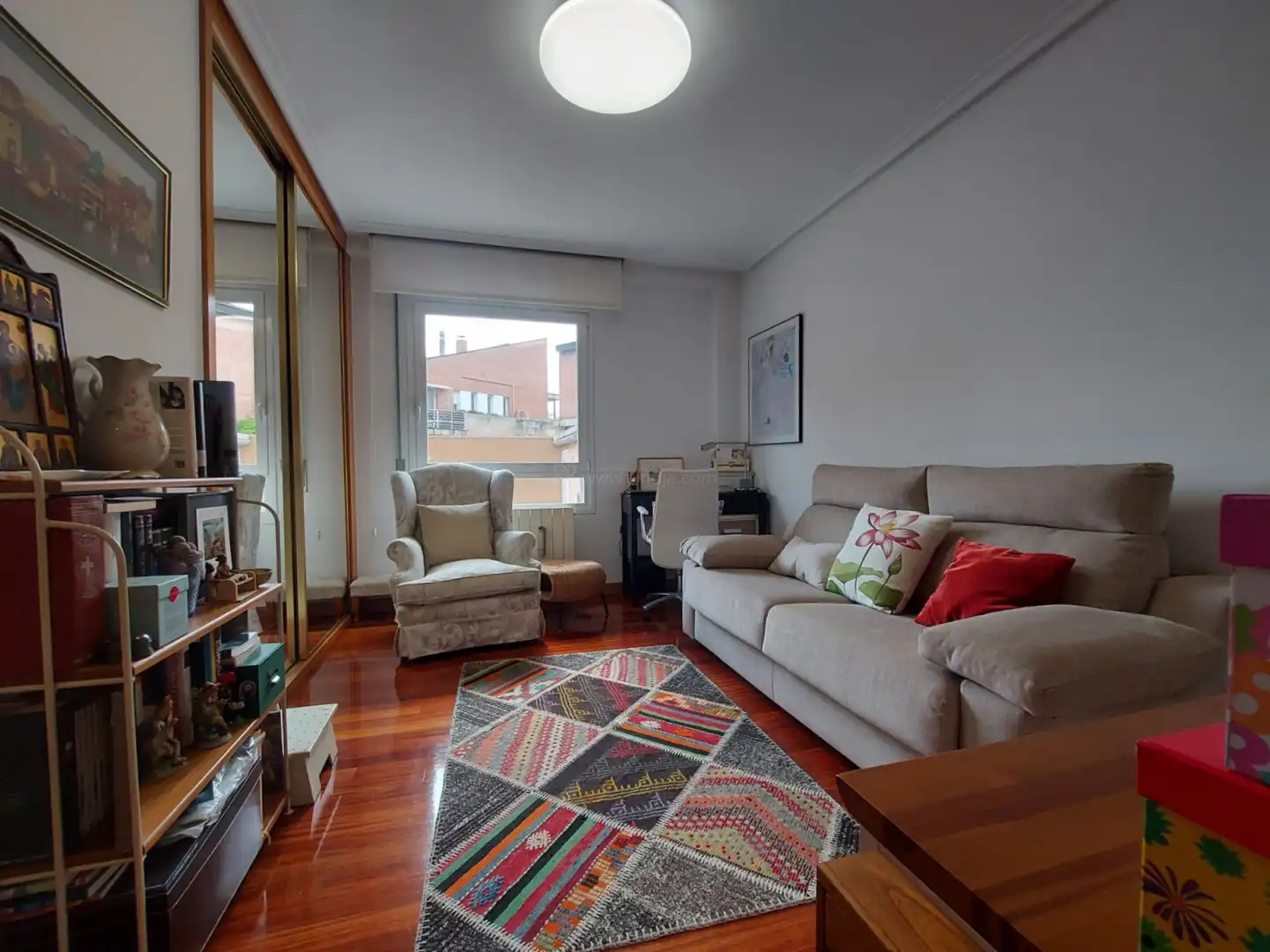 Living room of Flat for sale in  Logroño  with Heating, Parquet flooring and Terrace