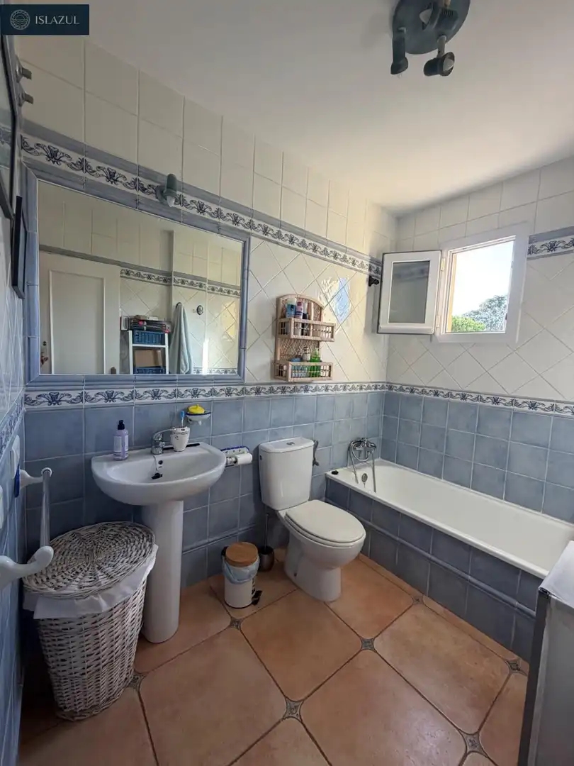 Semi-detached house for sale in Paseo CHIRINA DE LA, imagen 53