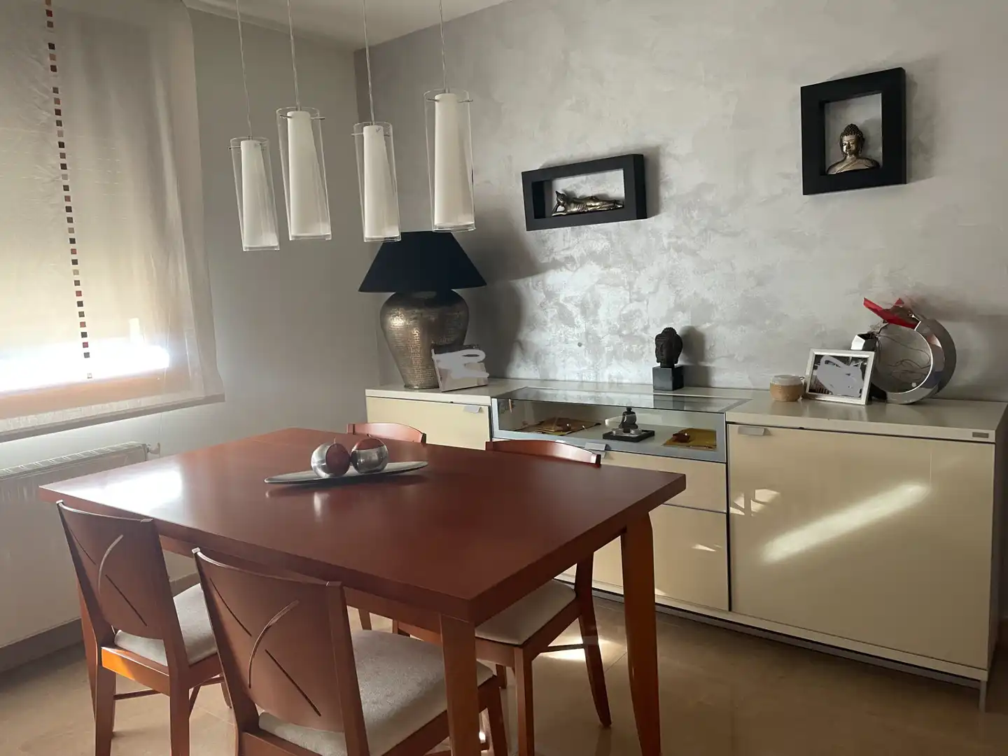 Comedor de Casa o chalet en venta en Llambilles con Aire acondicionado, Calefacción y Jardín privado