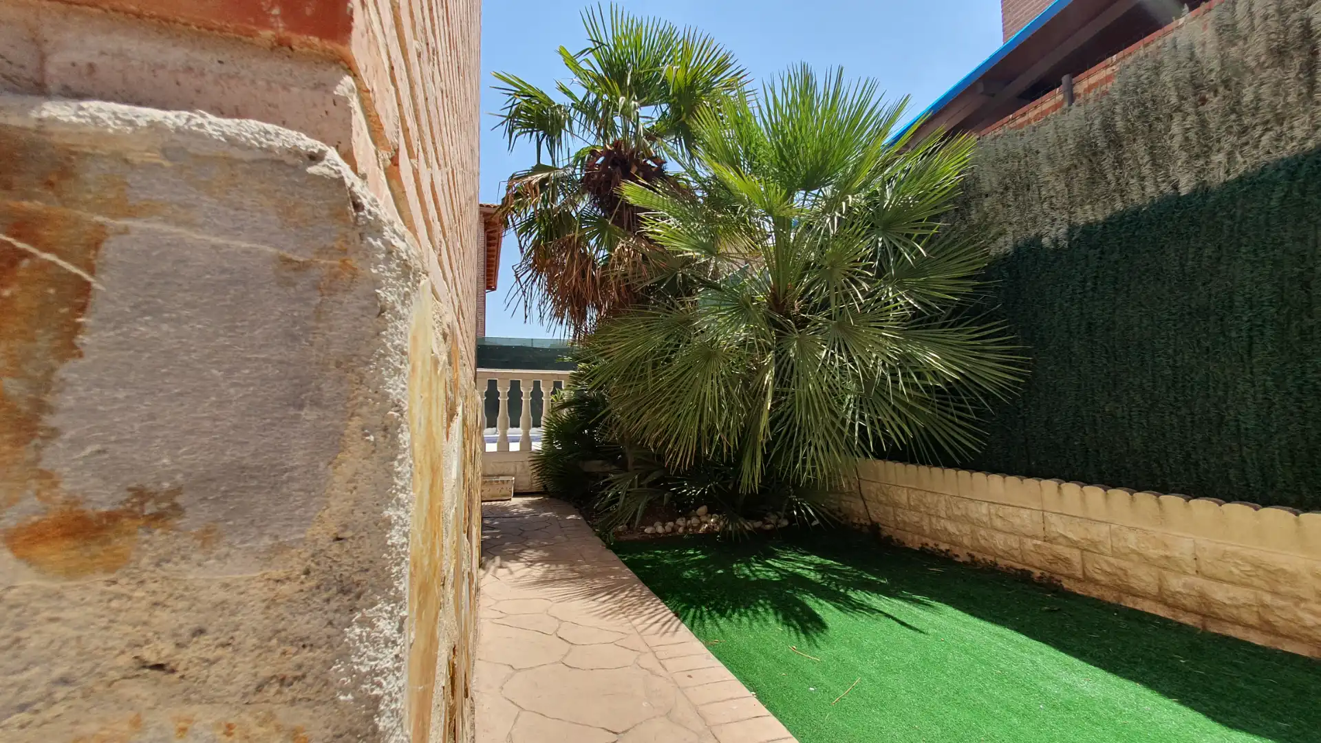 Jardí de Casa adosada en venda en Olías del Rey amb Aire condicionat, Calefacció i Jardí privat