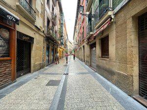 Vista exterior de Local en venda en Donostia - San Sebastián  amb Aire condicionat