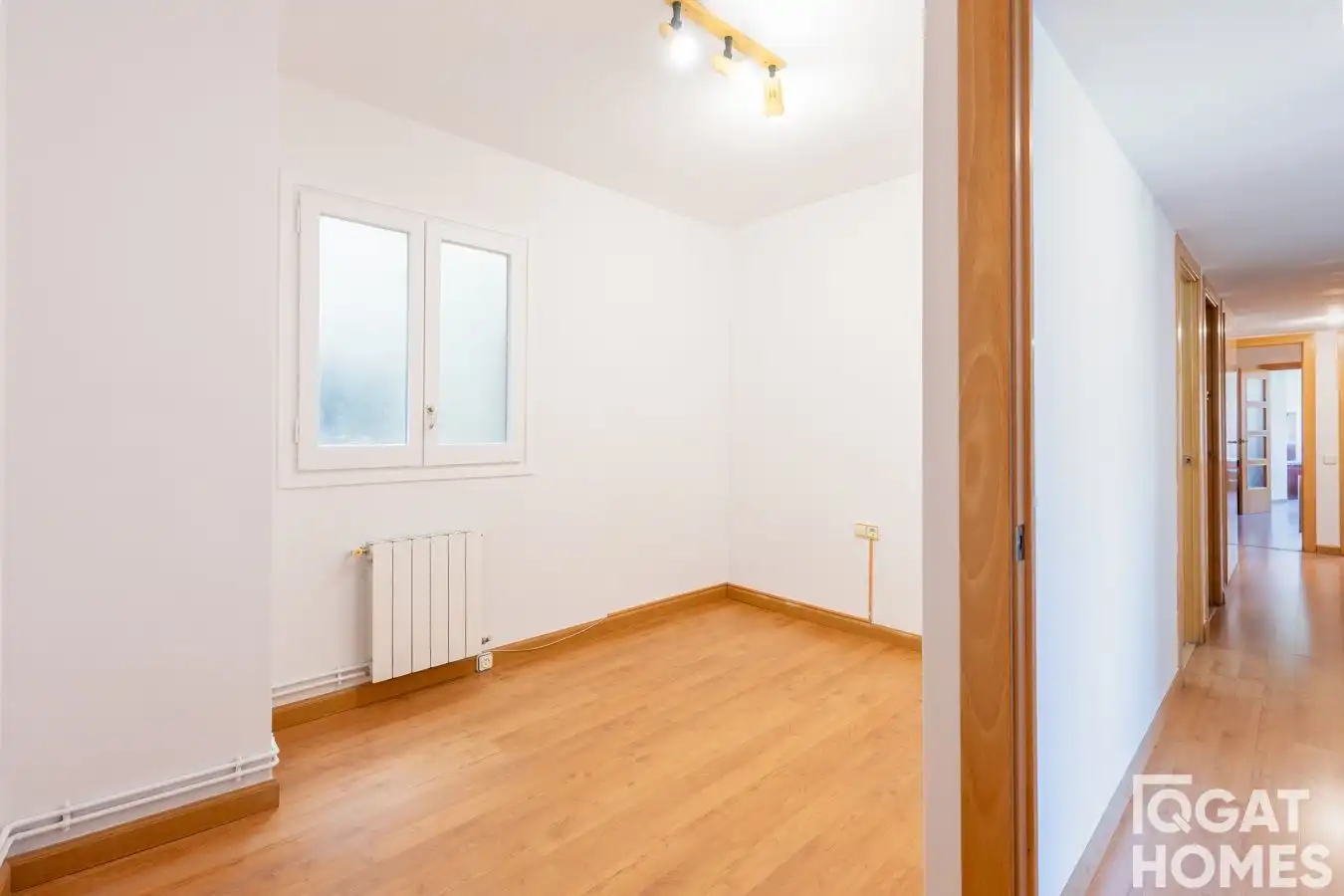 Flat for rent in torrent de la bomba, Centre - Estació