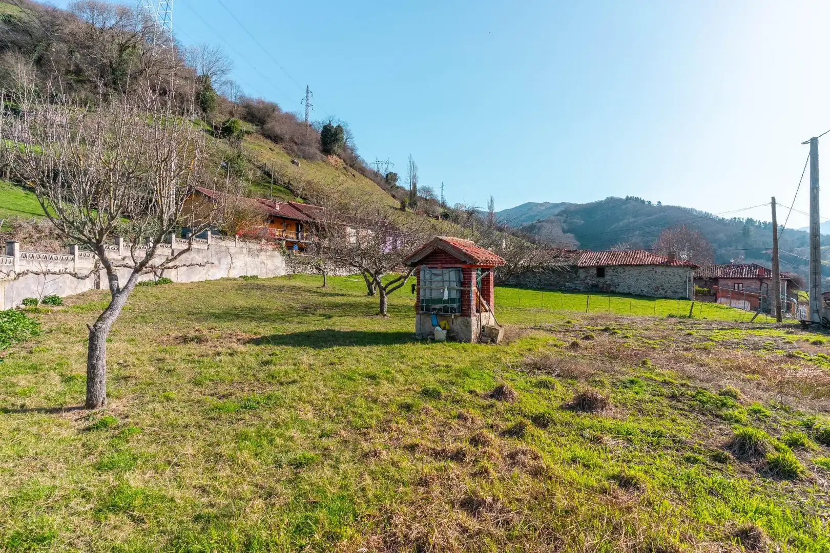 Houses for sale in Lena