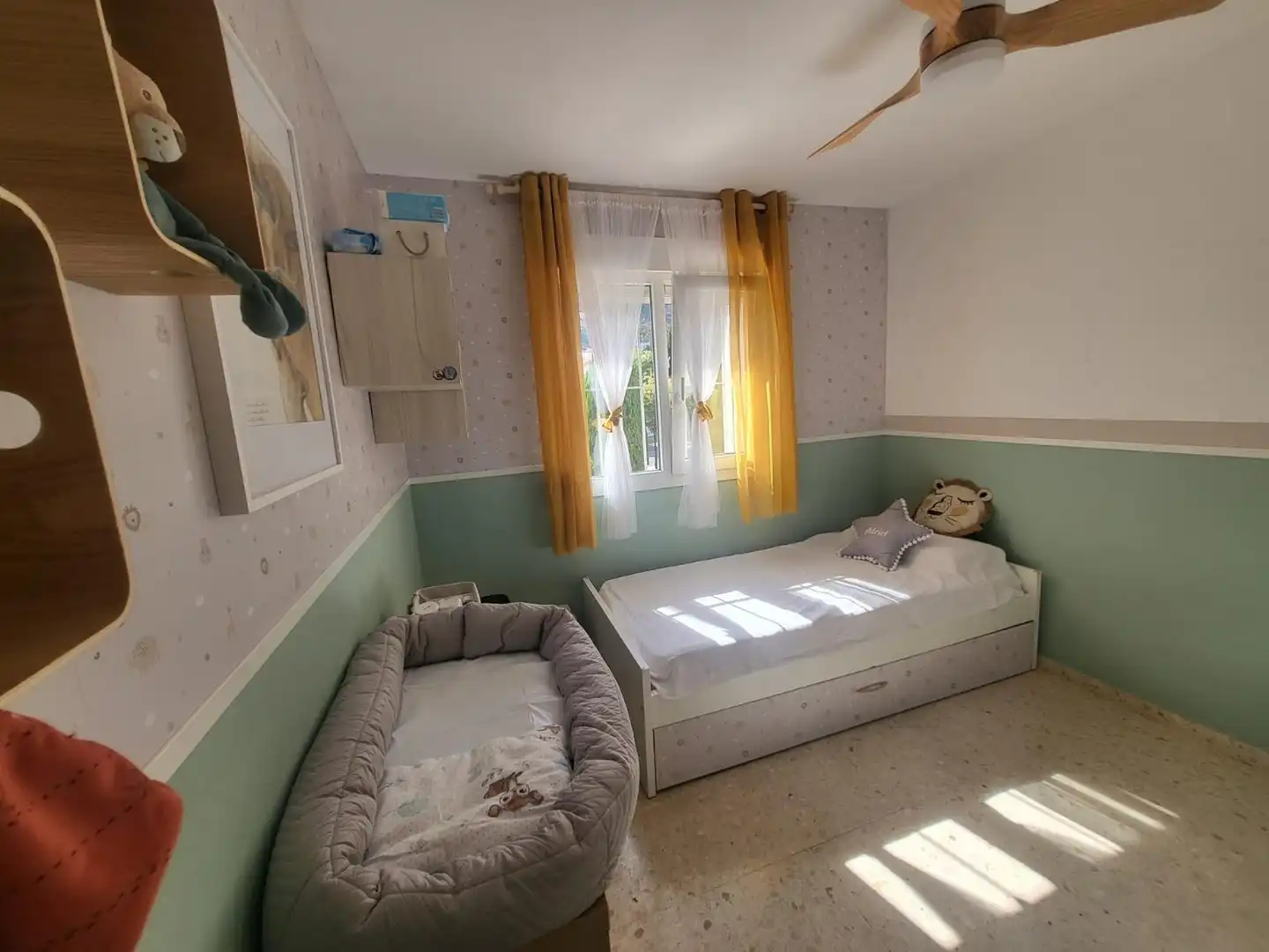 Dormitori de Casa adosada en venda en Alhaurín de la Torre amb Aire condicionat, Jardí privat i Terrassa