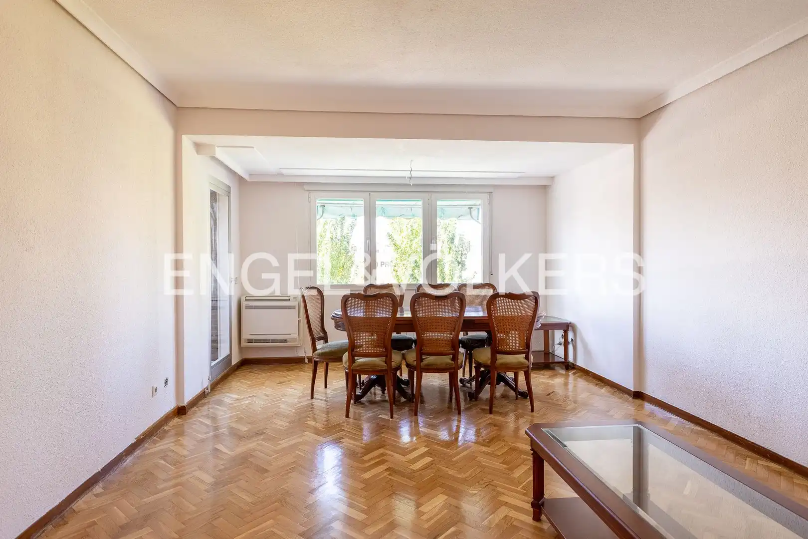 Dining room of Flat for rent in Madrid  with Air Conditioner, Heating and Private garden