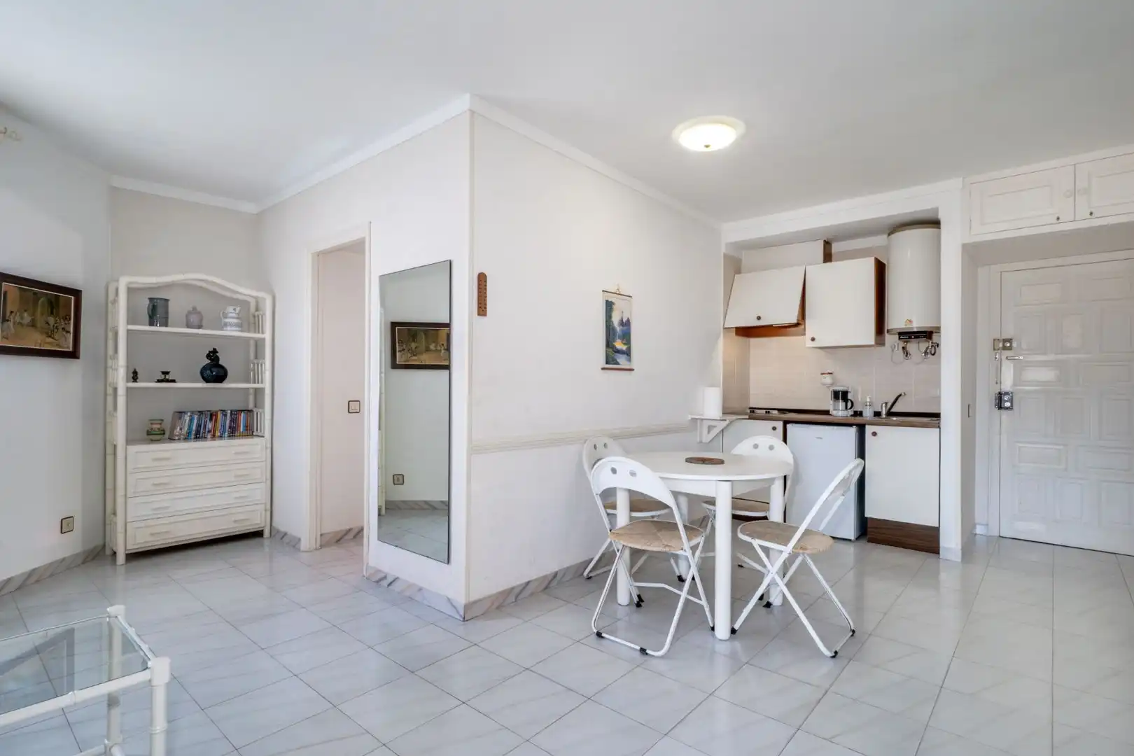 Cocina de Piso en venta en Empuriabrava con Piscina