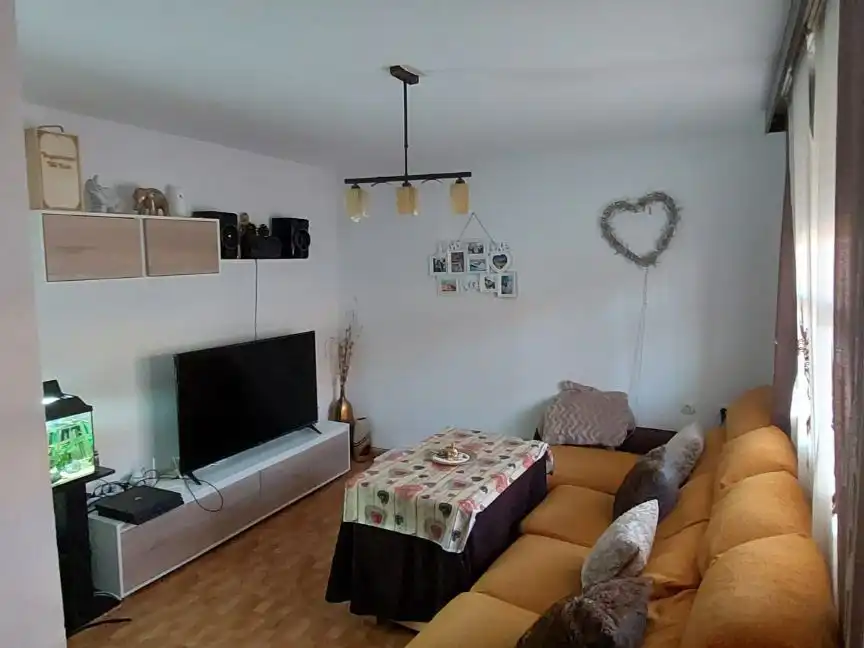 Sala de estar de Piso en venta en Guillena con Aire acondicionado, Terraza y Horno
