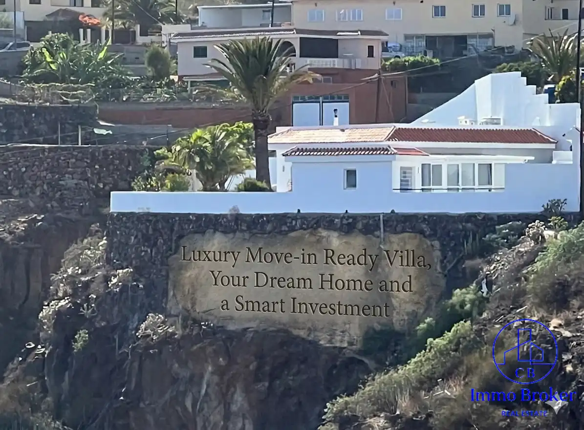 Houses for sale in Araya