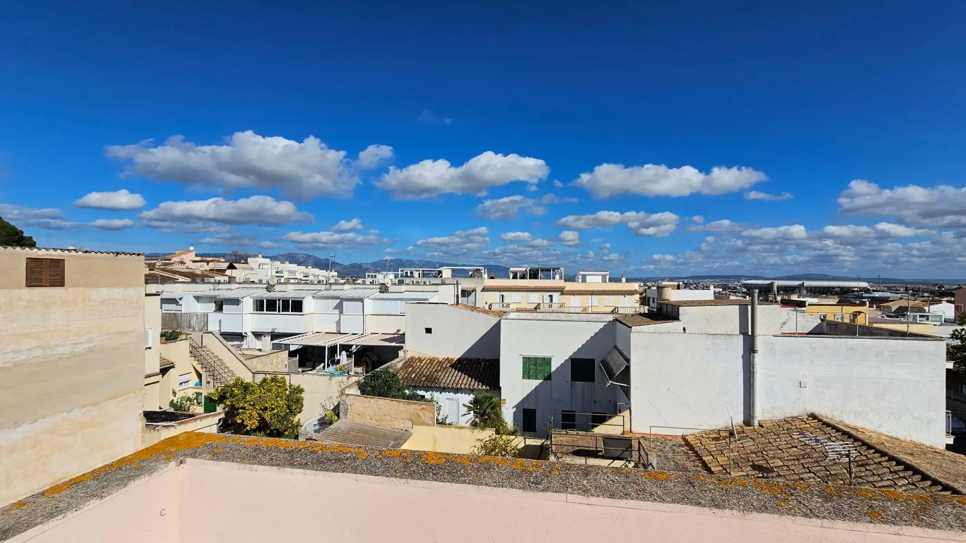 Vista exterior de Casa o xalet en venda en  Palma de Mallorca amb Aire condicionat, Jardí privat i Piscina