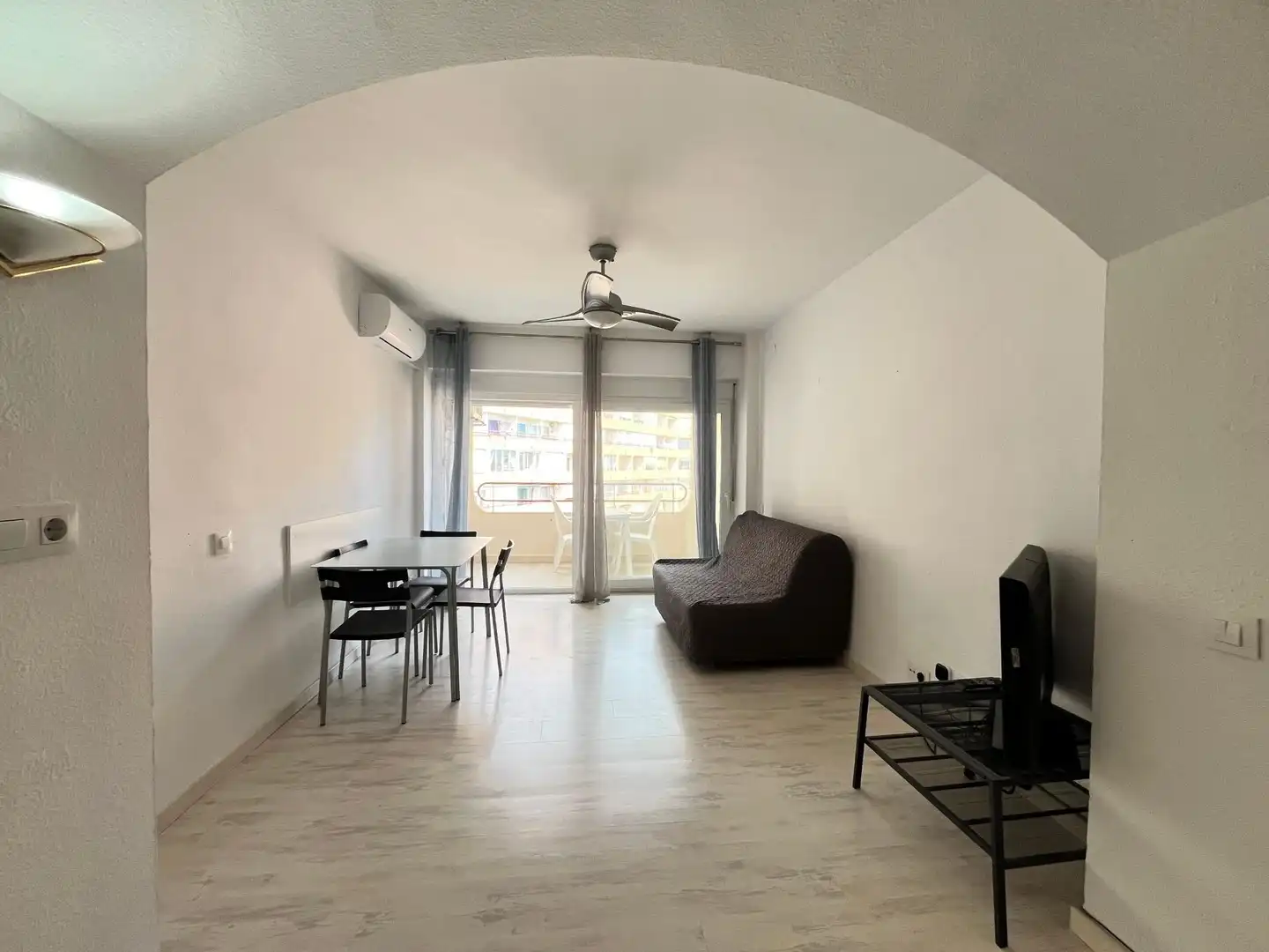 Living room of Study for sale in Roses  with Air Conditioner, Parquet flooring and Balcony