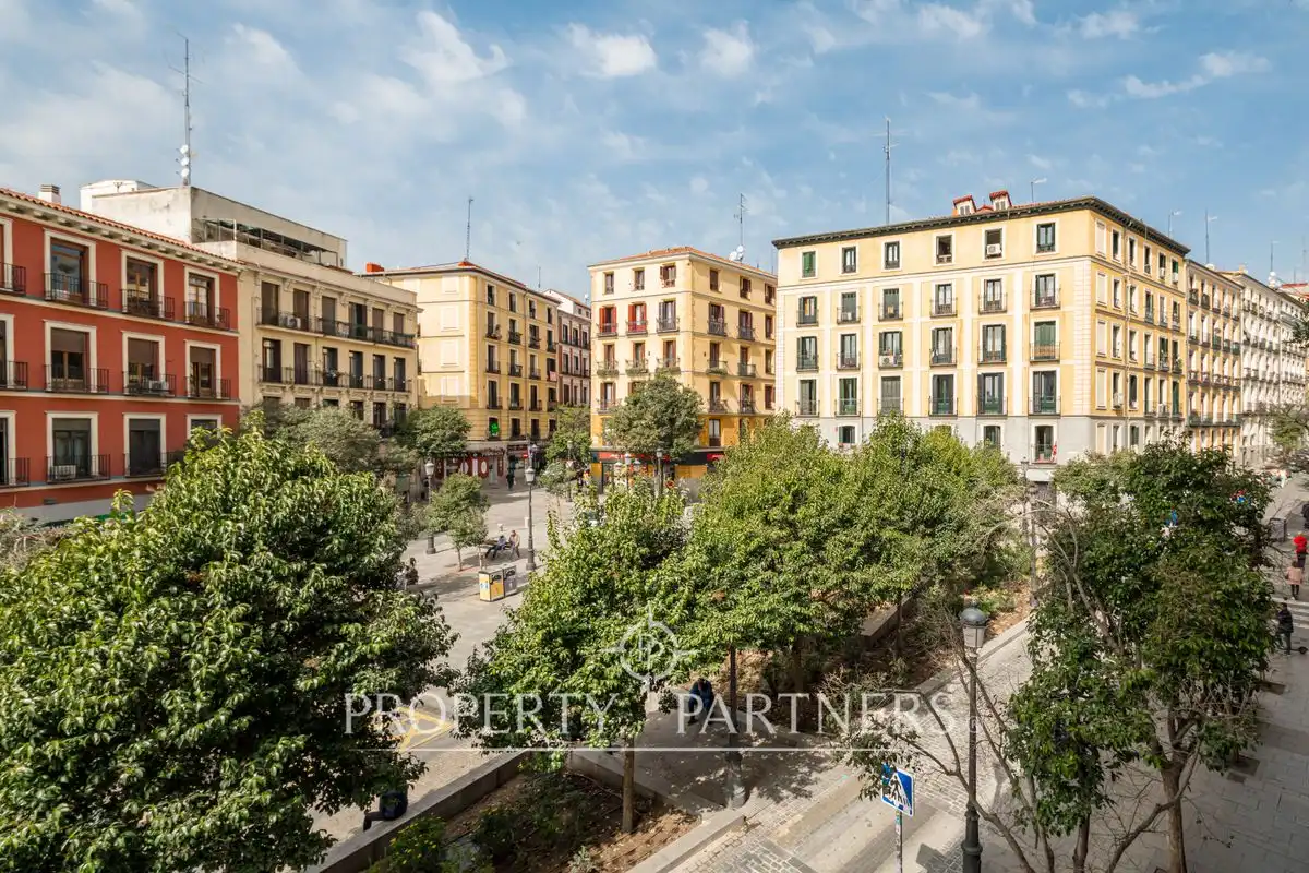 Vista exterior de Apartamento en venta en Madrid con Aire acondicionado, Calefacción y Amueblado