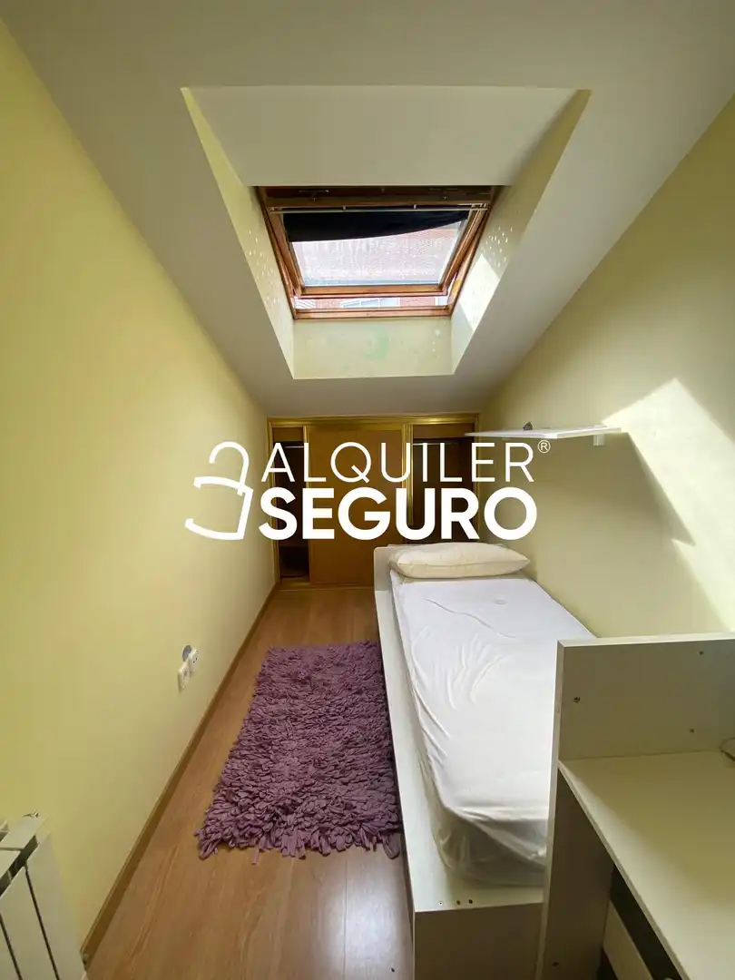 Habitación de Casa o chalet de alquiler en Guadalajara con Aire acondicionado, Calefacción y Terraza