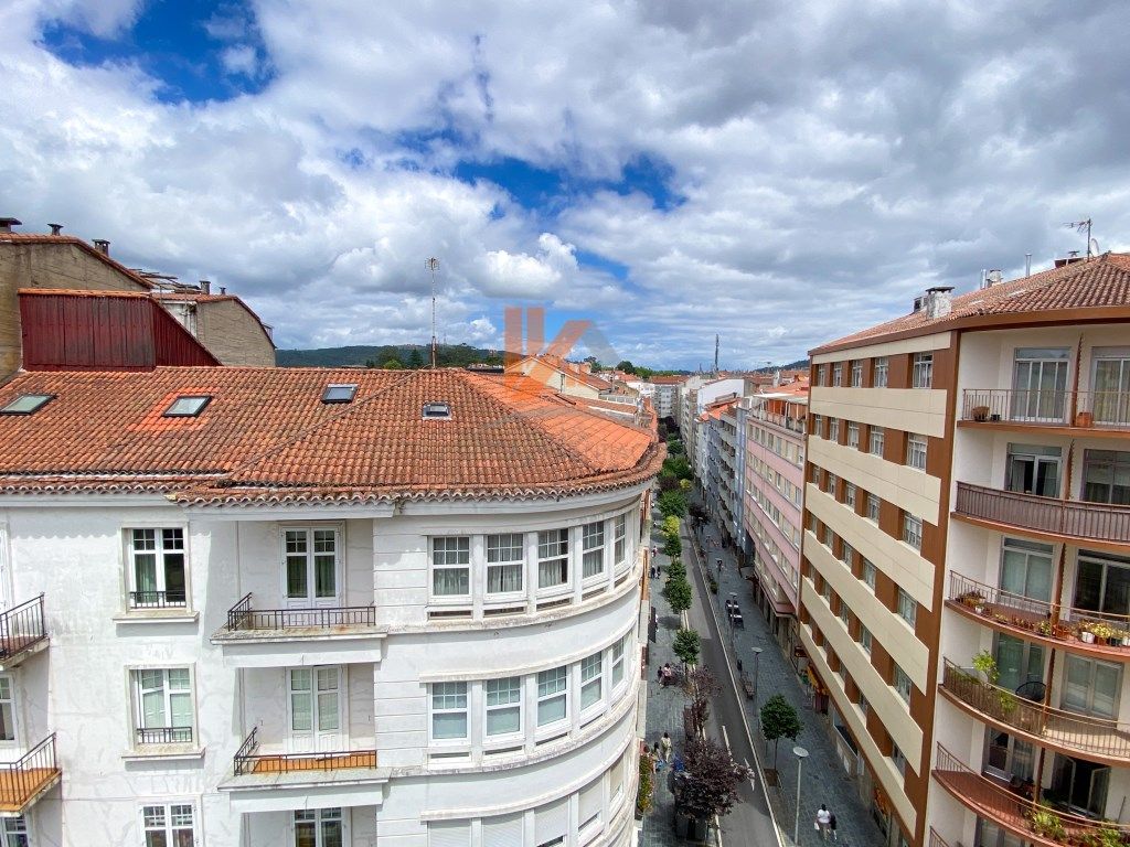 Exterior view of Flat for sale in Santiago de Compostela   with Oven and Washing machine