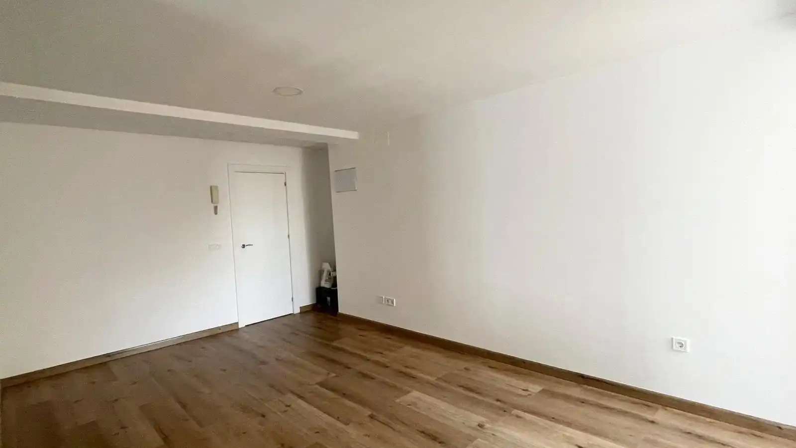 Bedroom of Flat for sale in Córdoba  with Air Conditioner and Heating