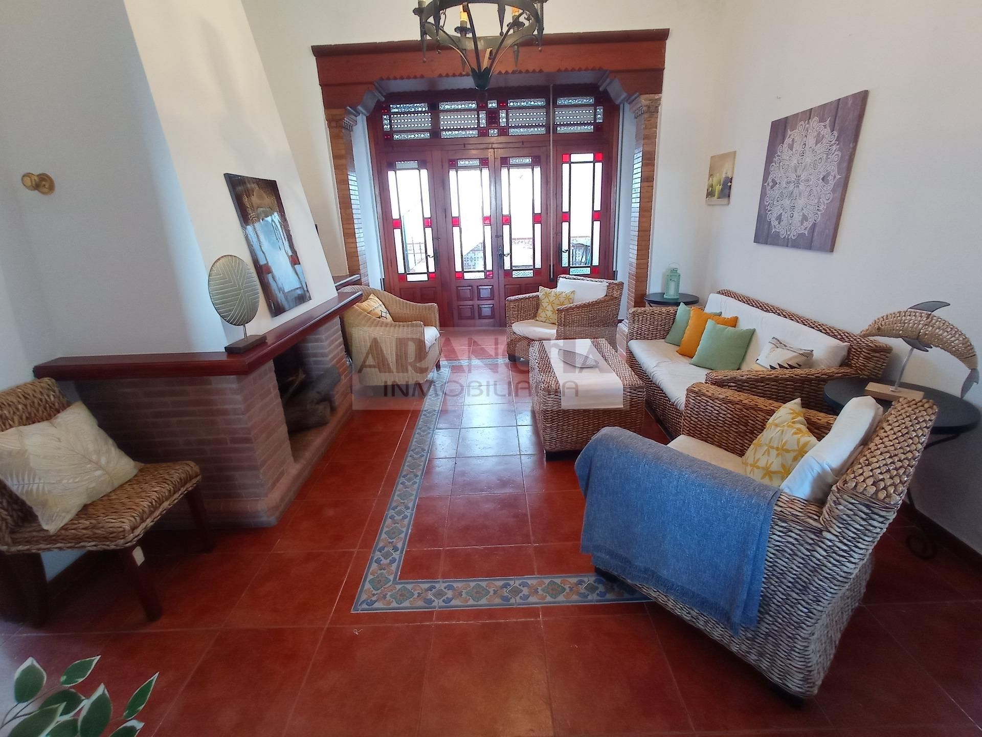 Sala d'estar de Casa o xalet en venda en Chipiona amb Terrassa