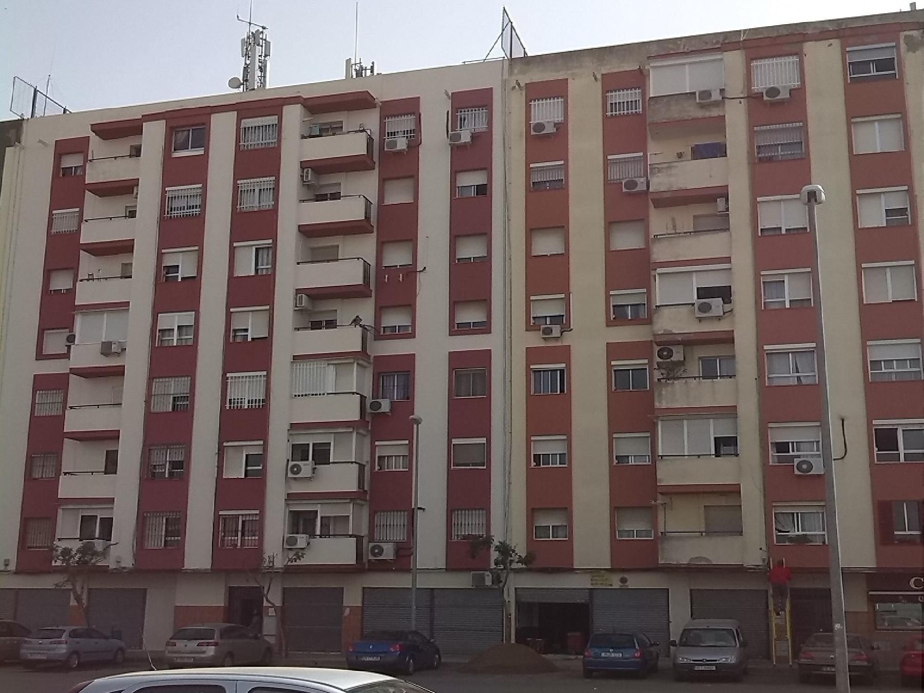 Exterior view of Flat for sale in Dos Hermanas