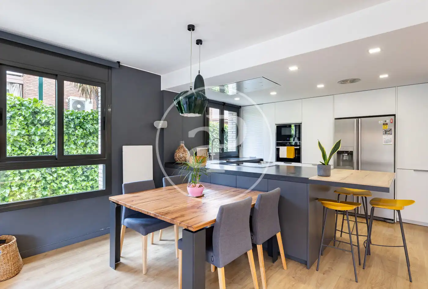 Küche von Wohnung zum Verkauf in Esplugues de Llobregat mit Klimaanlage, Heizung und Privatgarten