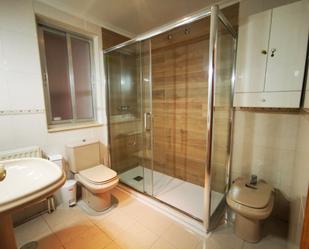 Bathroom of Single-family semi-detached to rent in Salamanca Capital  with Air Conditioner and Terrace