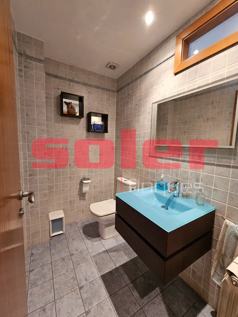 Maison mitoyenne avec terrasse à vendre à Centre - Sant Oleguer, imagen 34
