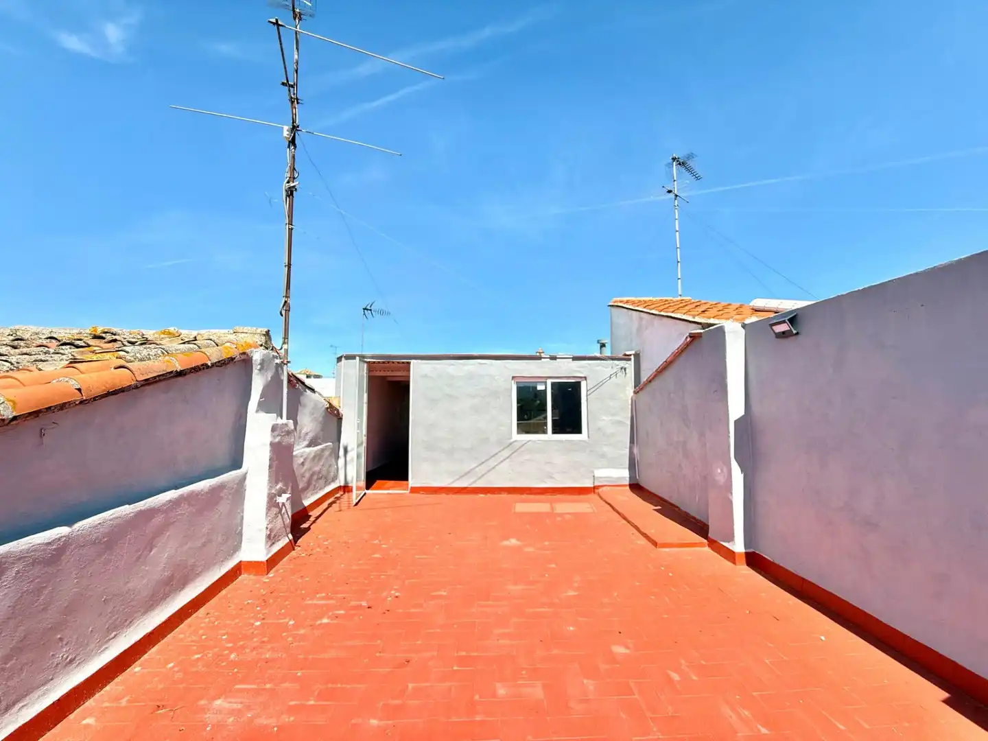 Vista exterior de Casa o xalet en venda en Carcaixent amb Terrassa i Alarma