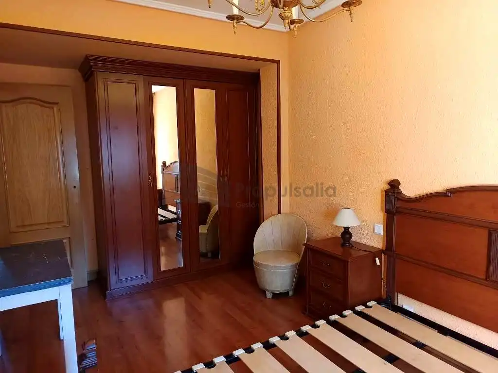 Flat for sale in De Oriente, Barrio de Delicias