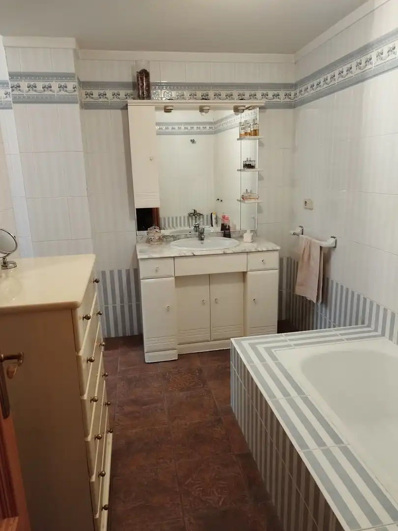 Bany de Casa o xalet en venda en Vidreres amb Calefacció, Terrassa i Traster