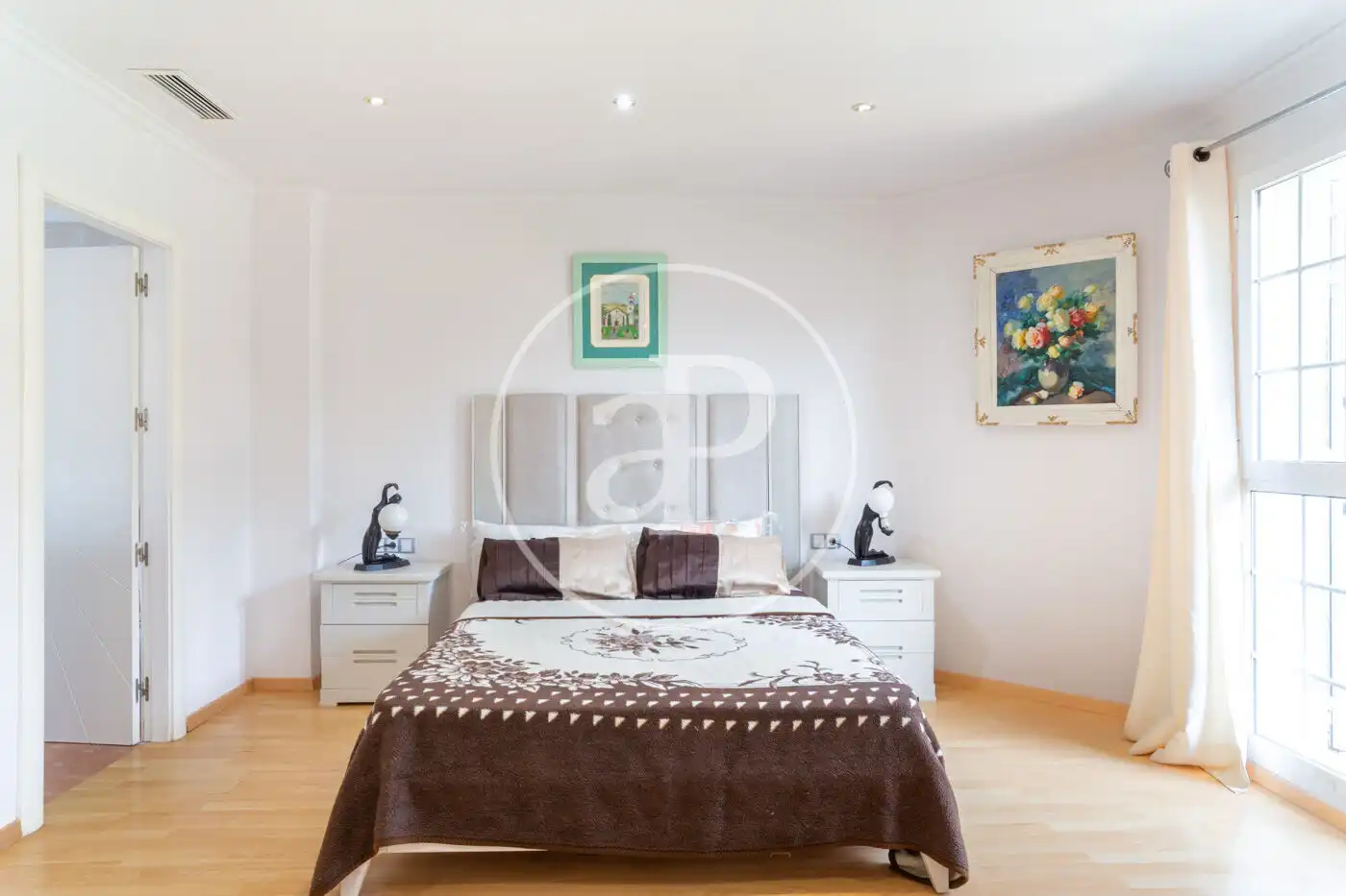 Bedroom of Houses for sale in L'Eliana  with Air Conditioner, Heating and Private garden