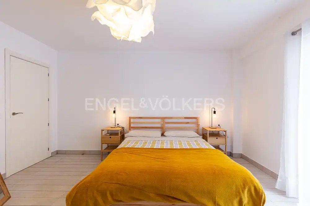 Habitación de Piso de alquiler en Valencia con Aire acondicionado, Calefacción y Amueblado