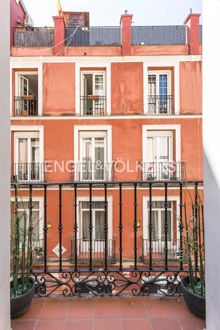 Vista exterior de Pis en venda en Madrid amb Aire condicionat, Calefacció i Balcó