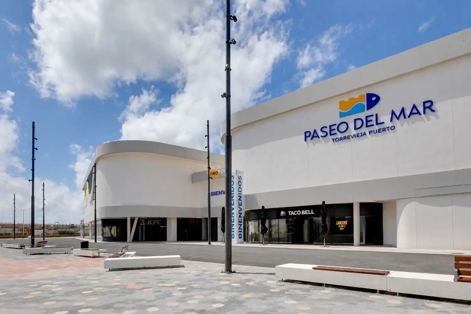 Vista exterior de Pis en venda en Torrevieja amb Terrassa i Traster
