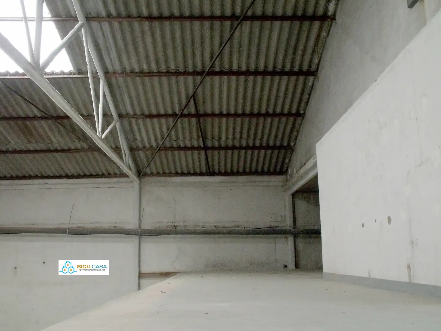 Industrial building for sale in Avenida Zodiaco, imagen 10
