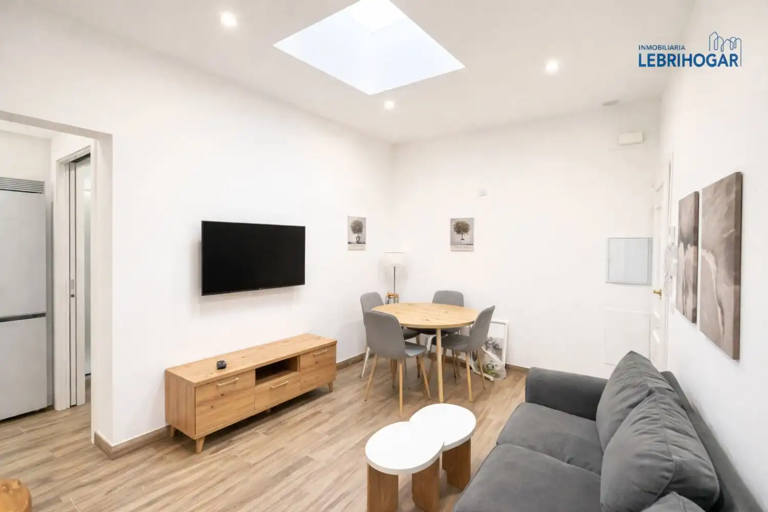 Sala de estar de Apartamento de alquiler en Lebrija con Aire acondicionado, Calefacción y Parquet