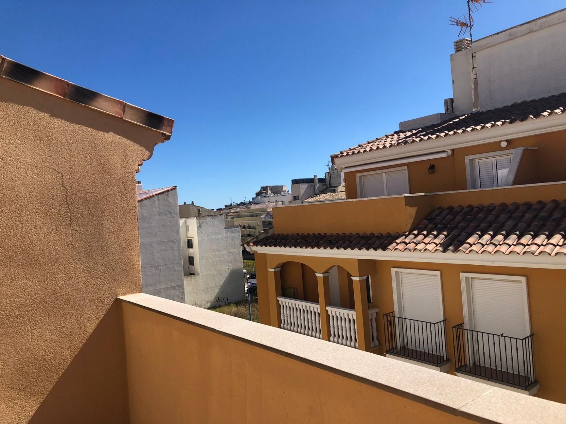Vista exterior de Dúplex en venda en Peñíscola / Peníscola amb Terrassa, Traster i Alarma