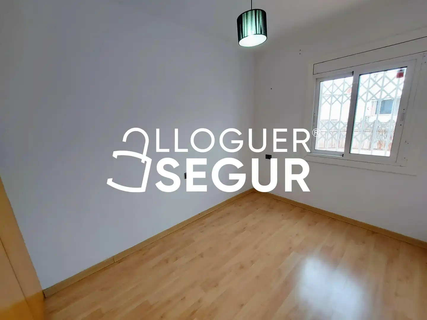 Attic for rent in Pins Dels, Les Planes