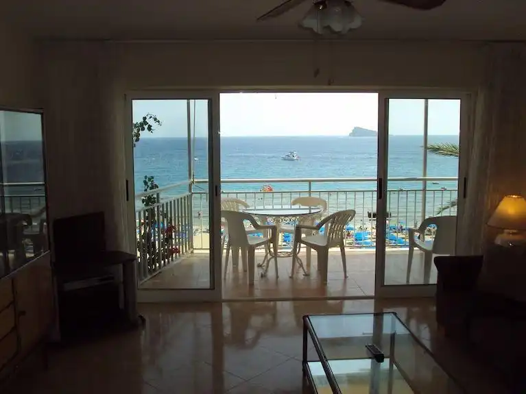 Schlafzimmer von Wohnung zum Verkauf in Benidorm mit Privatgarten, Terrasse und Möbliert