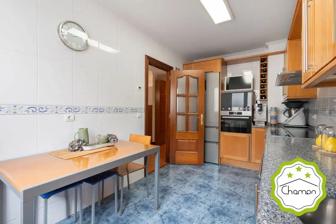 Flat for sale in Iralabarri