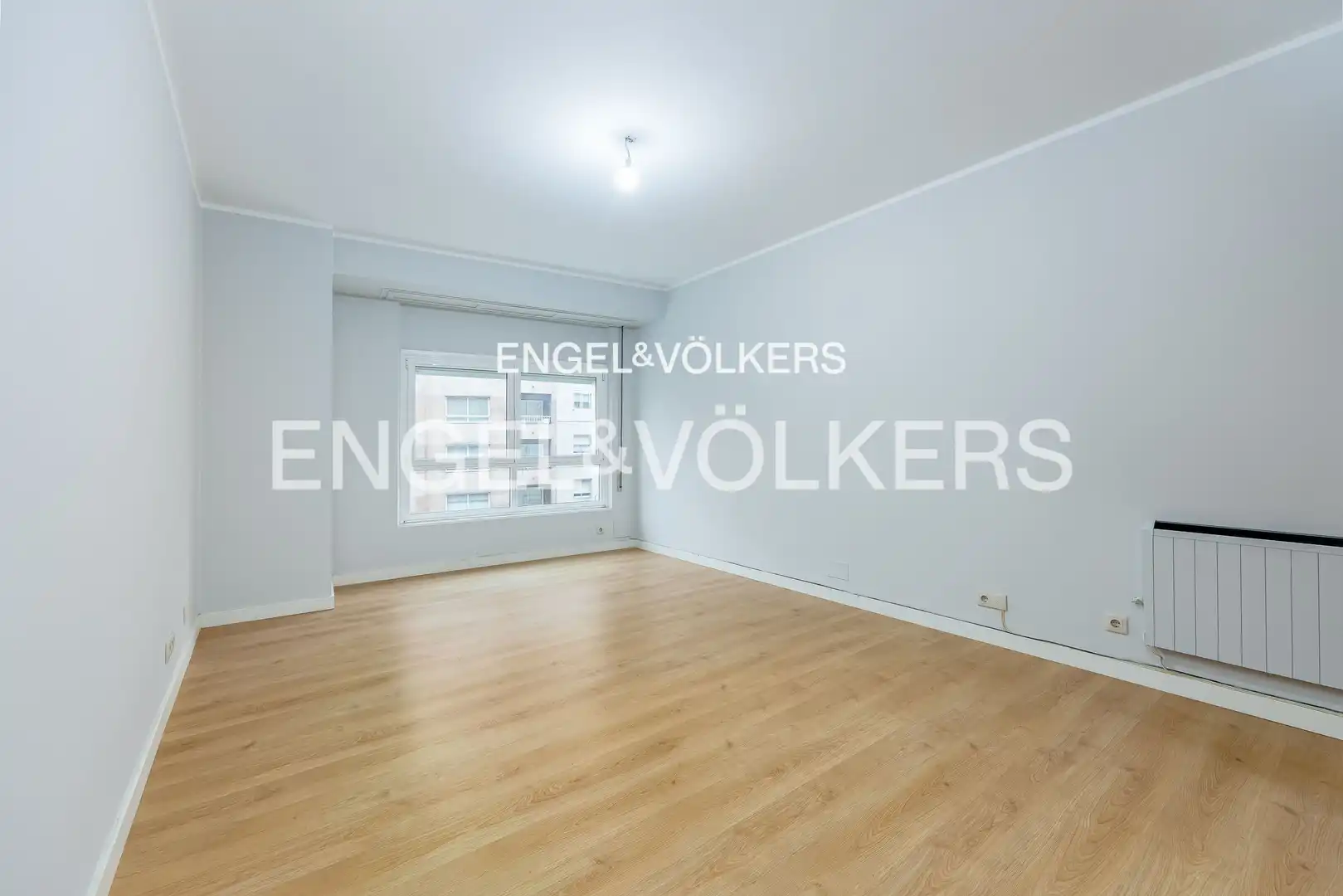 Sala de estar de Piso en venta en Vigo  con Calefacción, Terraza y Balcón