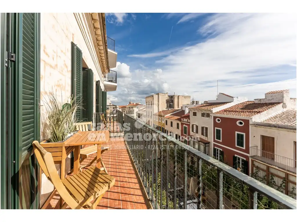 Vista exterior de Àtic en venda en Maó - Mahón amb Aire condicionat i Terrassa