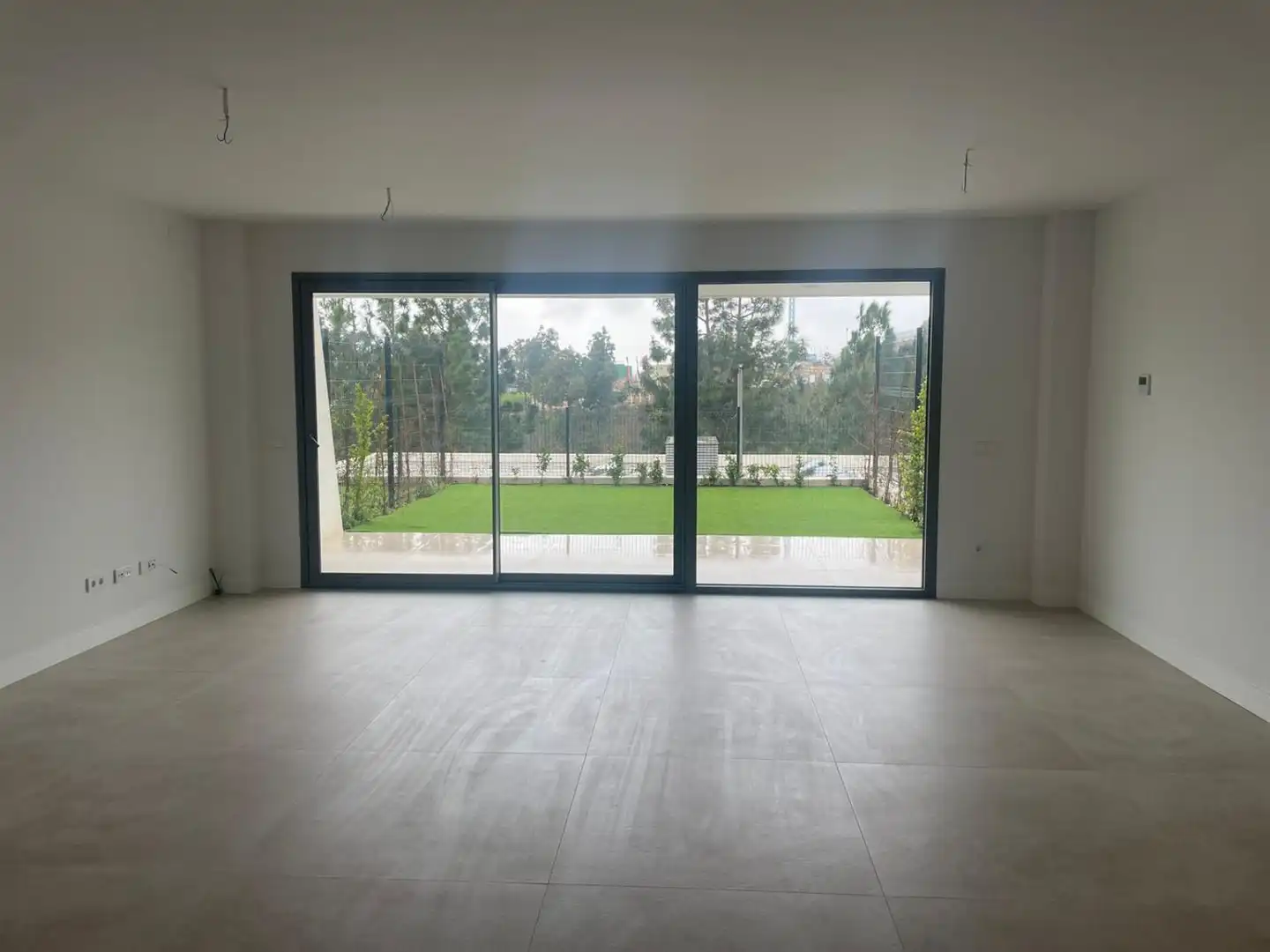 Adosado con piscina en venta en El Faro de Calaburra - Chaparral, imagen 16